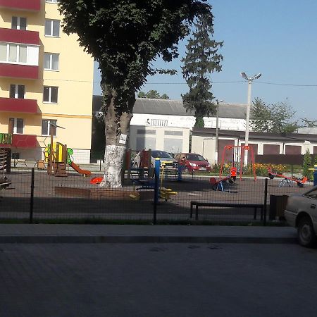 Apartments Koryatovichi Street Kamjanets-Podilsky Buitenkant foto